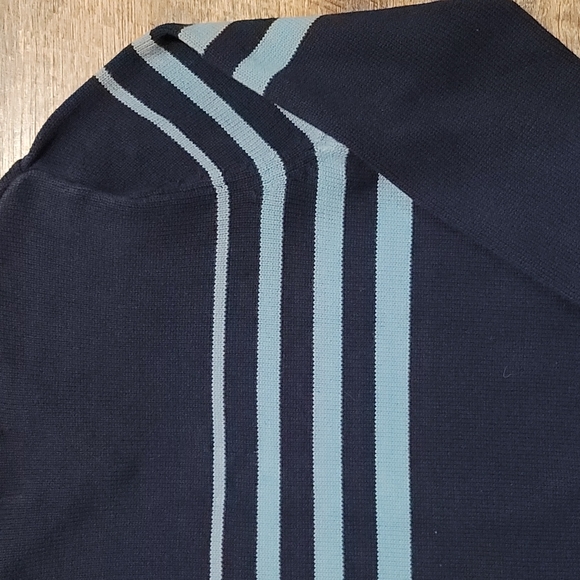 Denver Hayes men's sweater V neck size medium navy and blue color Gently Loved - Picture 12 of 12